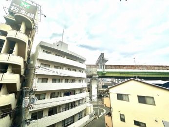 �Z�˂���̒��]�ʐ^�@-