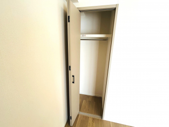 ���[�@�m����4.7���̎��[�X�y�[�X�B�R���p�N�g�ł������ו�������������[���������܂��B