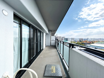 �o���R�j�[�@�쐼�����o���R�j�[�B���󕨂��ǂ������܂��B