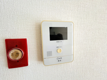 ̑ρ@q҂mFłTVj^tC^[złB