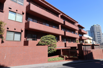 ���n�O�ώʐ^�@�������݊�����Ў{�H�A���i�������郔�B���e�[�W�}���V������