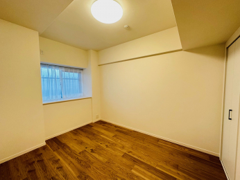 �m���@�T�D�U��