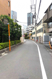 ���ӊ��@�O�ʓ��H�̗l�q