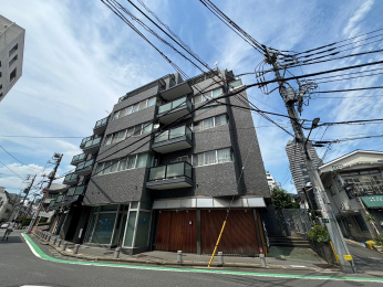 ���n�O�ώʐ^�@�s�S�ɂ���Ȃ��痎�����������͋C�̎��ӂɂ̓}���V�����������Z��X�B