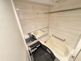 @Ǖ@\Eg[@tł Eg[@6NOɌς݂ł