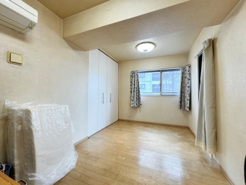 m@ym/6.5zT[rXoRj[ɖʂł