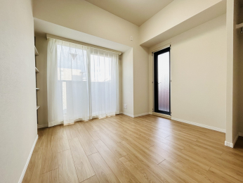 rOȊŐ@5.9̗młBƗȂ̂ŐÂɉ߂Ƀsb^łB