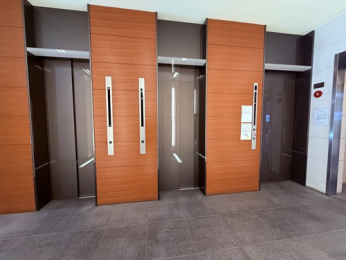 ���̑����p���@�G���x�[�^�[3��