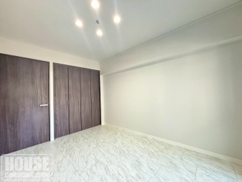 rOȊŐ@̃oRj[ɖʂ邢Ƌ̔zu₷ԎłI