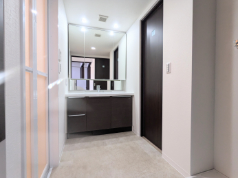 ʑEʏ@傫ȎOʋ̐ʉϑłBʎ́ALƃLb`2wayłB[܂̂ŕ֗łˁ