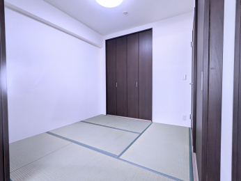 rOȊŐ@LƃrO̓񂩏̏o݂Ă܂ałB傫Ȏ[܂B