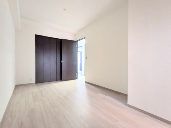 rOȊŐ@7̗młB傫WIC܂B