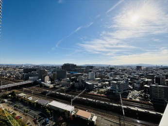 �Z�˂���̒��]�ʐ^�@-