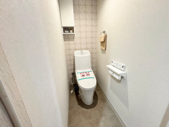 �g�C���@�G�߂��킸�N�Ԃ�ʂ��ĉ��K�ɂ��g�������鉷�����֍��t�g�C�������ł���