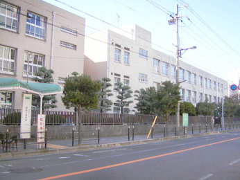 ���ӊ��@���c���w�Z�܂Ŗ�350��