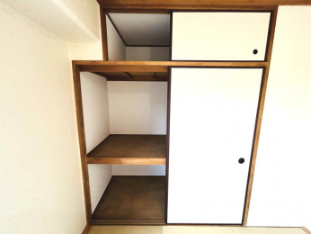 ���[�@�a���̎��[�X�y�[�X�B�����͍L���A���[�͔��Q�ł��B