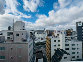 �Z�˂���̒��]�ʐ^�@-