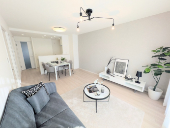 ���r���O�@��15����LDK�ł��B�傫�ȑ������������邢���������Ă��܂����