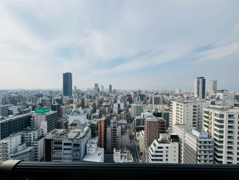 �Z�˂���̒��]�ʐ^�@-