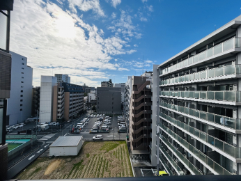 �Z�˂���̒��]�ʐ^�@������o���R�j�[����̒��]�B�O�ʂɍ����������������ߗz������E�ʕ��ǍD�ł��B