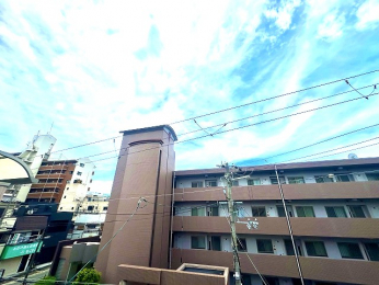 �Z�˂���̒��]�ʐ^�@-