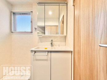 ���ʑ�E���ʏ��@���O�ʋ��^�C�v�Őg�����Ȃ݃`�F�b�N�ɕ֗��Ȃق��A�����̎��[�ɂ��g������ǍD�ł�