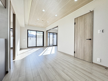 ���r���O�@-