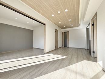 ���r���O�@-