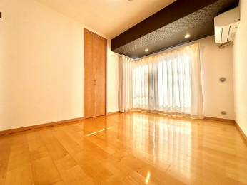 �m���@��6���m��