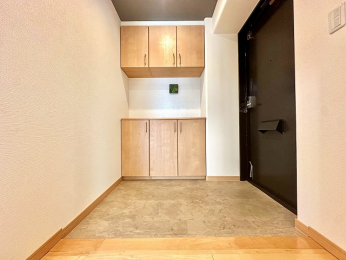 ���ց@�V���[�Y�{�b�N�X�L��