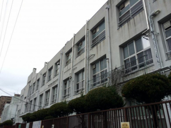 �@�c�ӏ��w�Z�܂œk����4��