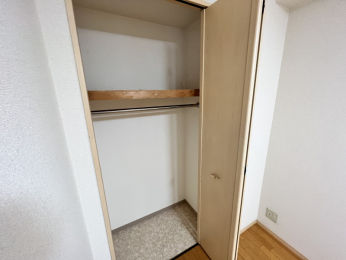 ���[�@�e�����ɂ͎��[���������Ă��܂���