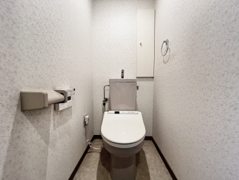 �g�C���@�O�������Ȃ��V���v���f�U�C���̃g�C���ł���