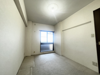 �m���@��6���̌��։E�̗m���B�G�A�R���ݒu�\�ł���