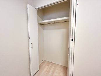 ���[�@�e�����ɂ͎��[���������Ă��܂���