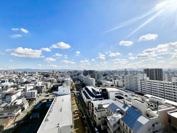 �Z�˂���̒��]�ʐ^�@�����̒��]�ʐ^�ł���