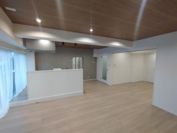 ���r���O�@���m����LDK���q���čX�ɍL����Ԃ��g�����Ƃ��ł��܂��I