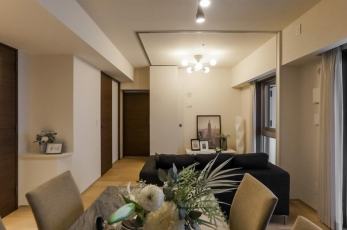 ���r���O�ȊO�̋����@�����Ԏd�؂�ŋ�؂��Ă���m���ƃ��r���O���q���čX�ɋ�Ԃ��L���g�����Ƃ��\�ł���