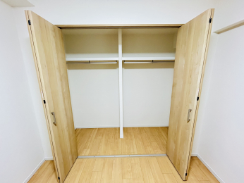 ���[�@�m����4.5���̎��[�X�y�[�X�I�I�ɂ̓o�b�N���A�����ɂ͎��[�P�[�X�Ȃǂ�u���ĕ֗��ǂ����g�����������܂��I