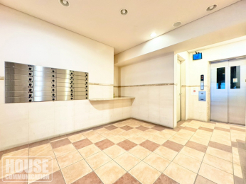 �G���g�����X�@���Ǘ��̐��ǍD�A��z�{�b�N�X�����ŕs�݂̊Ԃ����S�ł���