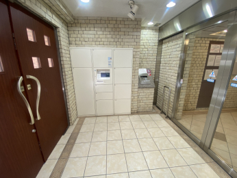 �G���g�����X�@��z�{�b�N�X