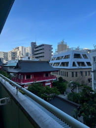 �Z�˂���̒��]�ʐ^�@����������z������ǍD�A���]���O�ʂ����q�V�_�Ђ̎Q���̂��߁A��������J���Ă��܂���