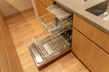 �L�b�`���@���I���W�i���̃V�X�e���L�b�`���ɂ͐ߐ��E���Z���ʂ̊��҂ł���H��@�t�ł���