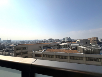 �Z�˂���̒��]�ʐ^�@-