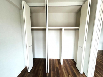 ���[�@�o���R�j�[�ɖʂ����m���̎��[�X�y�[�X�I