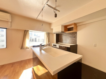 �L�b�`���@�A�C�����h�L�b�`���@�H���t�@�R���h�g�R����