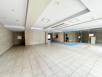 ���r�[�@�������̂���G���g�����X�z�[���ł��B