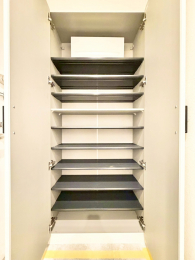 ���ց@����^�̃V���[�Y�{�b�N�X�ŎU�炩�肪���Ȍ��ւ��X�b�L����