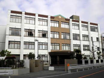 ���ӊ��@���a���w�Z�܂œk����3��