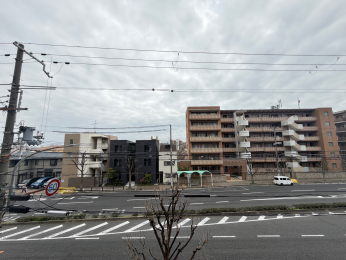 �Z�˂���̒��]�ʐ^�@-